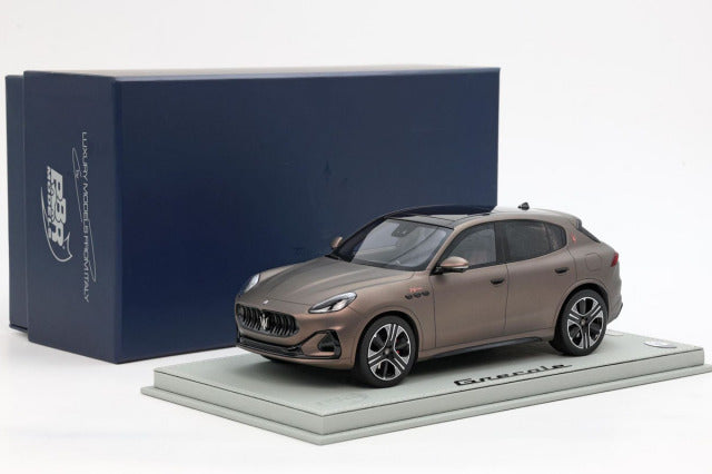 BBR P18243AV 1/18 Maserati Grecale Folgore 2022 Folgore Copper (with Display Case) - image 9