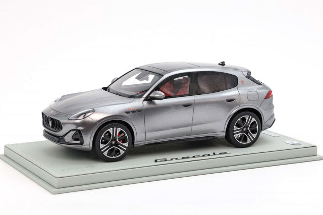 BBR P18243CV 1/18 Maserati Grecale Folgore 2022 Grigio Lava (with Display Case) - image 1