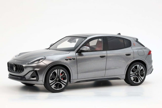 BBR P18243CV 1/18 Maserati Grecale Folgore 2022 Grigio Lava (with Display Case) - image 3