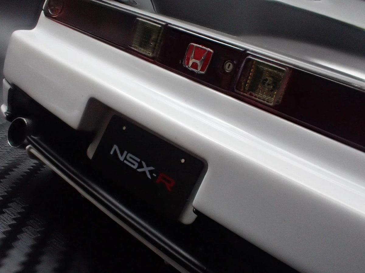 Ignition Model IG3907 1/18 Honda NSX-R NA2 White Resin - image 18