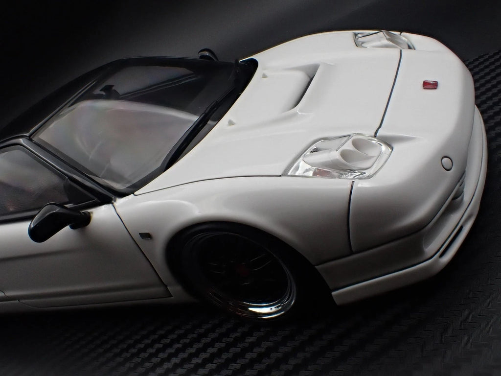 Ignition Model IG3907 1/18 Honda NSX-R NA2 White Resin - image 16