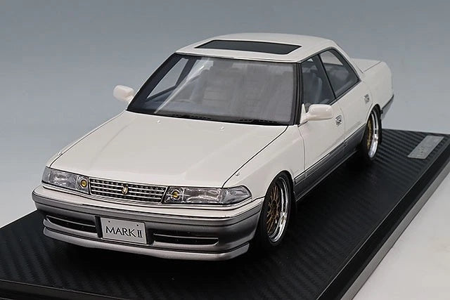 Ignition Model IG3856 1/18 Toyota Mark II GT Twin Turbo JZX81 Pearl White Silver - image 4