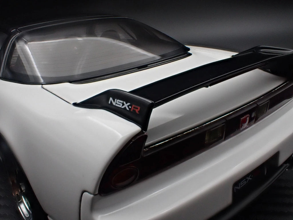 Ignition Model IG3907 1/18 Honda NSX-R NA2 White Resin - image 14