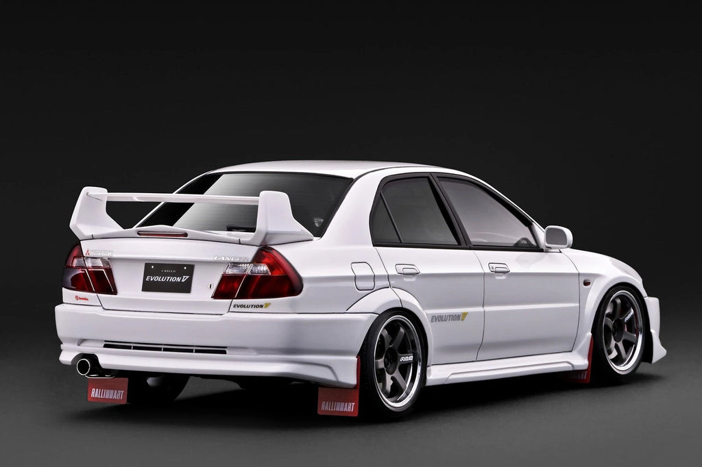 Ignition Model IG4017 1/18 Mitsubishi Lancer Evolution V CP9A White Resin - image 2