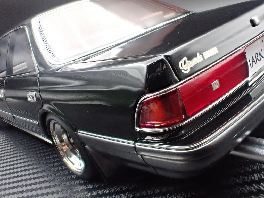 Ignition Model IG3859 1/18 Toyota Mark II Grande Limited JZX81 Black Gunmetal - image 19