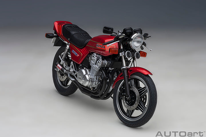 AUTOart Aa12561 Composite 1/12 Honda CB750F "Baribari Legend" Gun Koma with Helmet - image 1