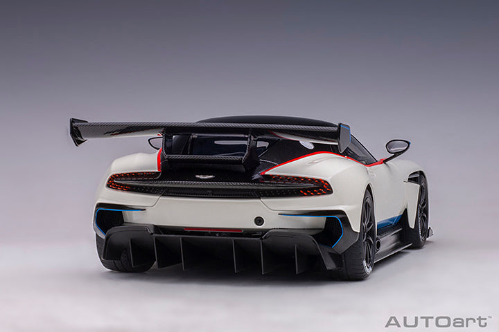 AUTOart Composite Aa70261 1/18 Aston Martin Vulcan Metallic White/Blue/RedStripes - image 3