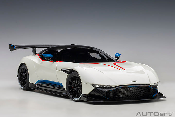 AUTOart Composite Aa70261 1/18 Aston Martin Vulcan Metallic White/Blue/RedStripes - image 5