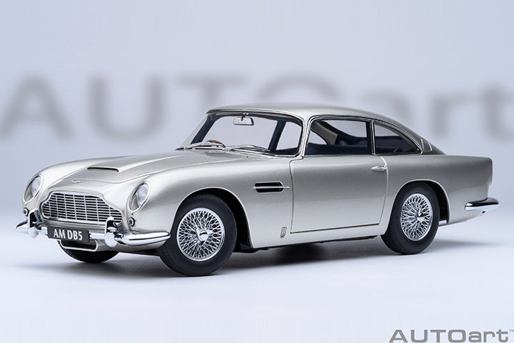AUTOart Composite Aa70287 1/18 Aston Martin DB5 Silver Metallic - image 2