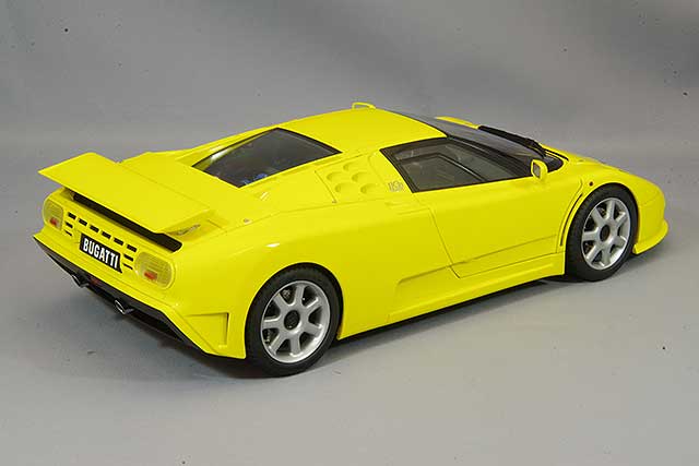 AUTOart Composite Aa70918 1/18 Bugatti EB110 SS Yellow - image 3