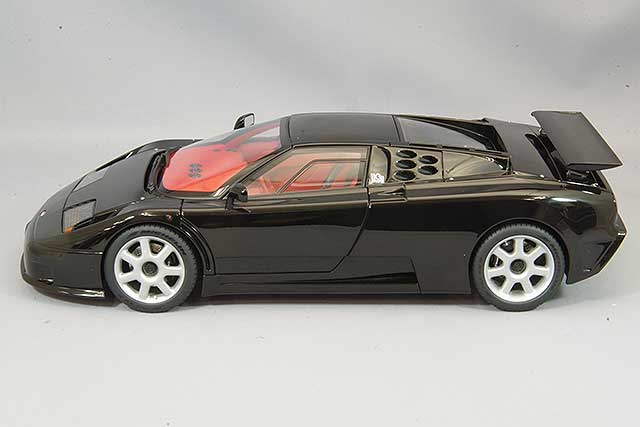 AUTOart Composite Aa70919 1/18 Bugatti EB110 SS Black - image 2