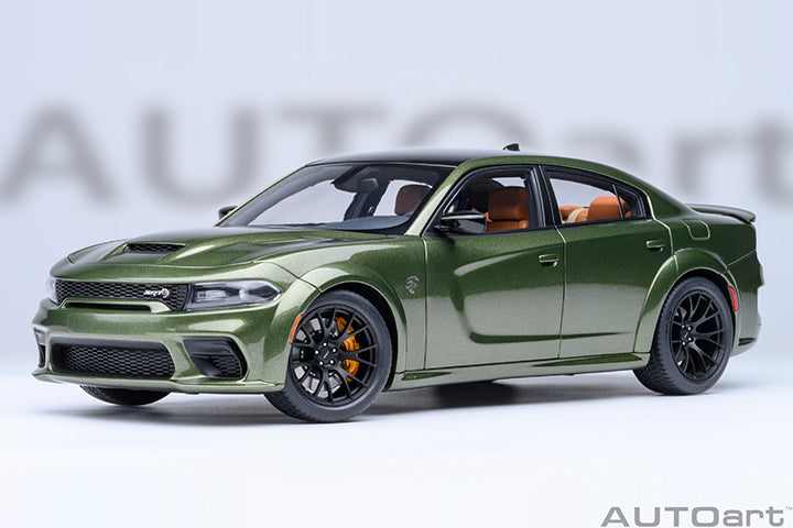 AUTOart Aa71752 1/18 Dodge Charger SRT Hellcat Redeye Jailbreak F8 Green Metallic Green/Black - image 2