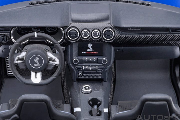 AUTOart Composite Aa73094 1/18 Ford Mustang Shelby GT500 Blue / White Stripes - image 5