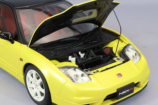AUTOart Aa73214 Composite 1/18 Honda NSX-R (NA2) Indy Yellow Pearl - image 8