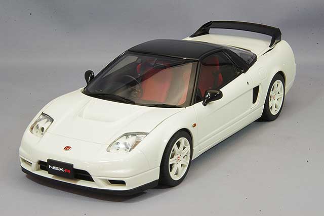 AUTOart Composite Aa73219 1/18 Honda NSX-R (NA2) Championship White - image 1