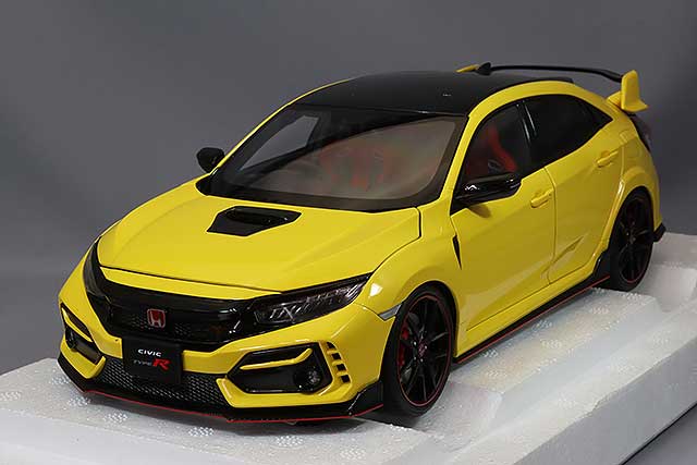 AUTOart Composite Aa73225 1/18 Honda Civic Type R FK8 Limited Edition Sunlight Yellow II - image 1