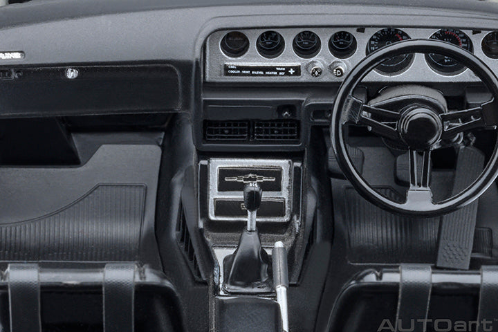 AUTOart Composite Aa77466 1/18 Nissan Skyline 2000GT-R (KPGC110) Tuned Version Silver - image 6