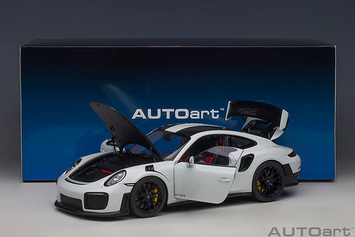 AUTOart Aa78171 Composite 1/18 Porsche 911 (991.2) GT2 RS Weissach Package White/Carbon Black - image 2