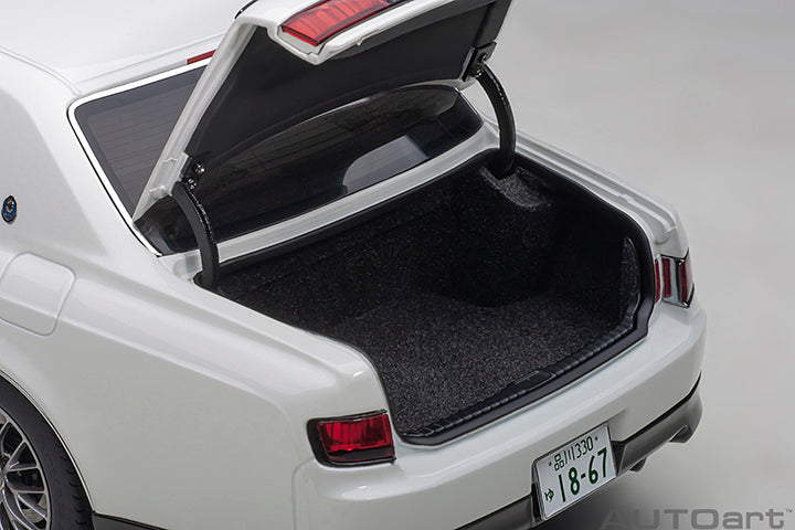 AUTOart Composite Aa78764 1/18 Toyota Century GRMN Pearl White - image 7