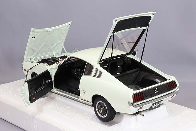AUTOart Composite Aa78766 1/18 Toyota Celica Liftback 2000GT RA25 1973 White - image 4