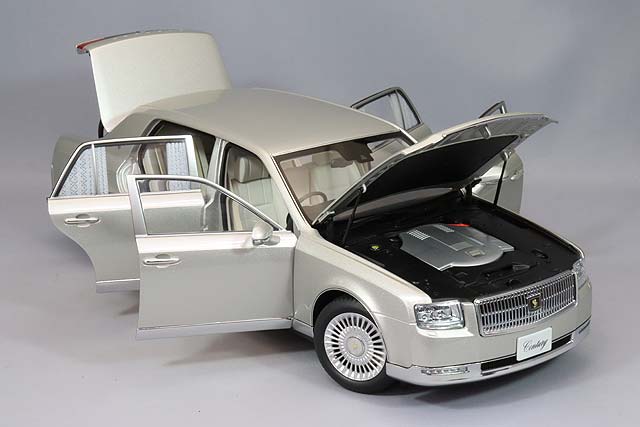 AUTOart Composite Aa78770 1/18 Toyota Century Special Edition Seika Radiant Silver Metallic - image 4