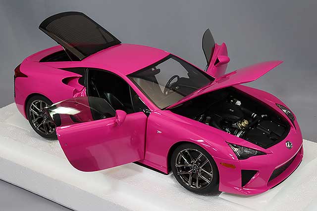 AUTOart Composite Aa78859 1/18 Lexus LFA Passionate Pink - image 4