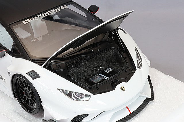 AUTOart Composite Aa79125 1/18 Liberty Walk LB-Silhouette Works Lamborghini Huracan GT White - image 6
