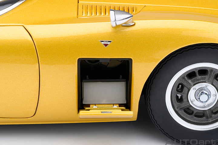 AUTOart Composite Aa79549 1/18 Toyota 2000GT 1967 Gold Renewed Reissue - image 4