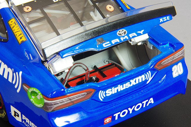 Lionel Racing C202122SXMCD 1/24 Toyota Camry Toyota 2021 NASCAR SiriusXM #20 C. Bell Elite - image 4