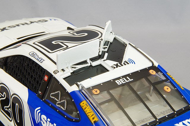 Lionel Racing C202122SXMCD 1/24 Toyota Camry Toyota 2021 NASCAR SiriusXM #20 C. Bell Elite - image 5