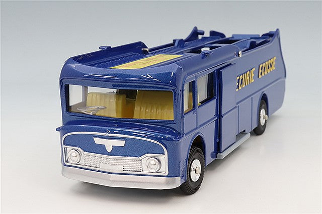 Corgi CG54321065 1/48 Ecurie Ecosse Racing Car Transporter Model Club #1126 - image 1