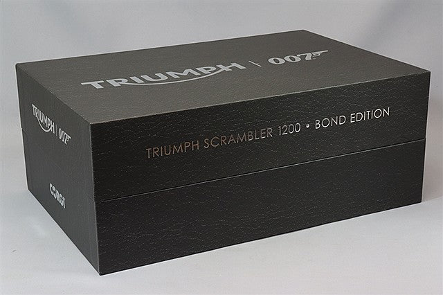 Corgi CGCC08402 1/12 Triumph Scrambler 1200 Bond Edition - image 5