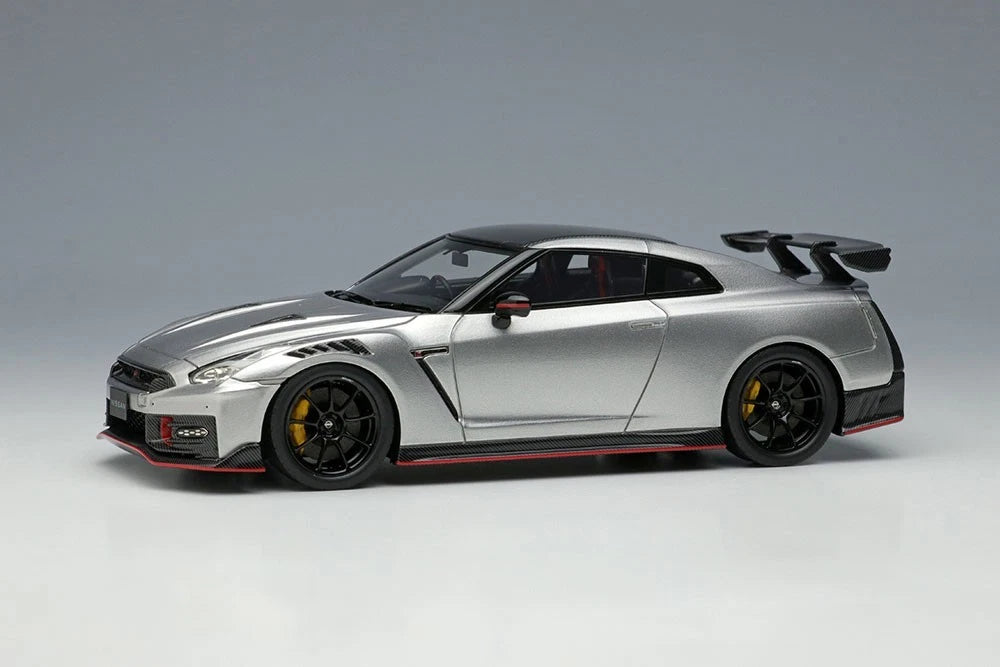 Make Up EIDOLON EM685C 1/43 Nissan GT-R NISMO 2024 Ultimate Metal Silver - image 1