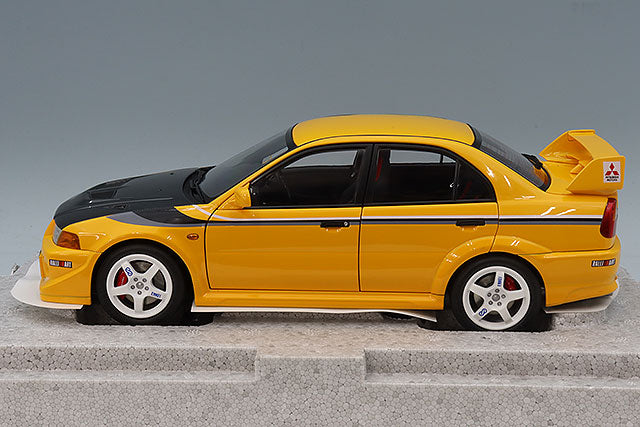 MOTORHELIX FS-M84306 1/18 Mitsubishi Lancer Evolution VI GSR T.M.E Custom Yellow/Carbon Bonnet - image 2