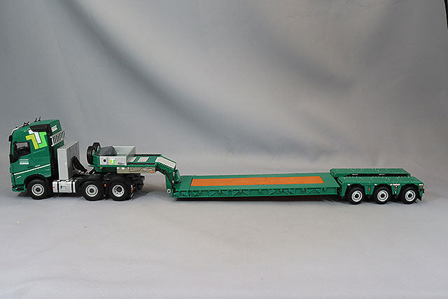WSI FS-WSI01-4552 1/50 Volvo FH5 Globetrotter 6x2 Twin Steer with Euro PX Three-Axle Low Loader Thevenon Transports Speciaux - image 3