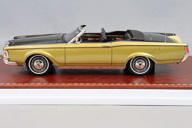 GIM GIM011A 1/43 Lincoln Continental Mk.III Convertible 1971 Black/Gold - image 2