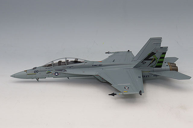 Hobby Master HA5142 1/72 F/A-18F Green Hornet 165875 VX-23 Patuxent River 2011 - image 2