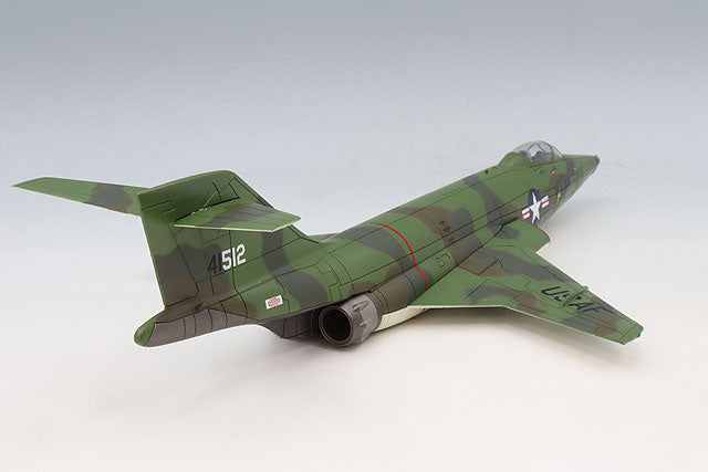 Hobby Master HA9305 1/72 RF-101A Voodoo Supersonic Tactical Reconnaissance Aircraft 54-1512 USAF 363rd Tactical Reconnaissance Wing Udorn 1965 - image 3