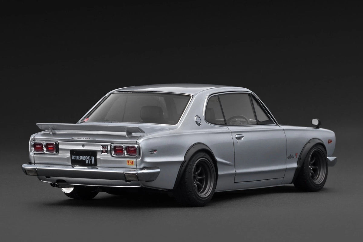 Ignition Model IG4031 1/18 Nissan Skyline 2000 GT-R (KPGC10) Silver/RS Watanabe 8-Spoke 15-inch Wheels(Gunmetal) - image 3