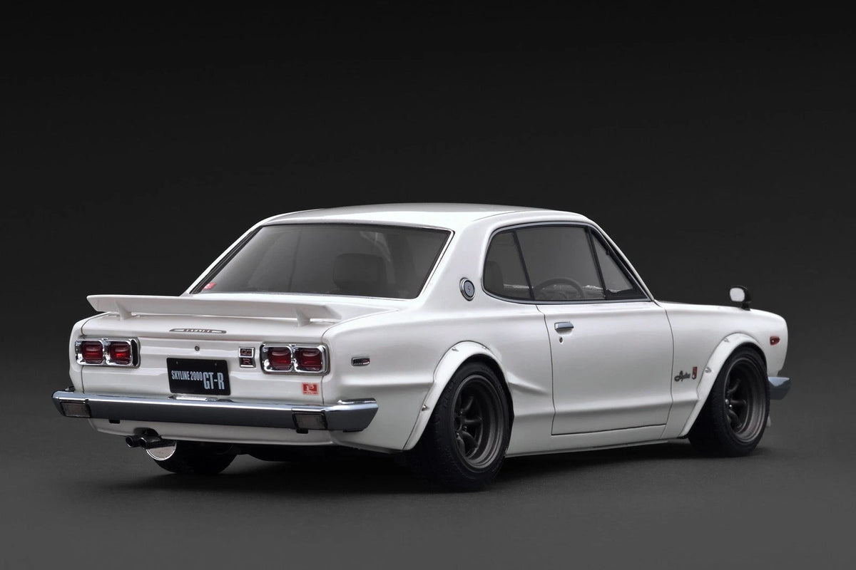 Ignition Model IG4034 1/18 Nissan Skyline 2000 GT-R (KPGC10) White/RS Watanabe 8-Spoke 15-inch Wheels - image 3