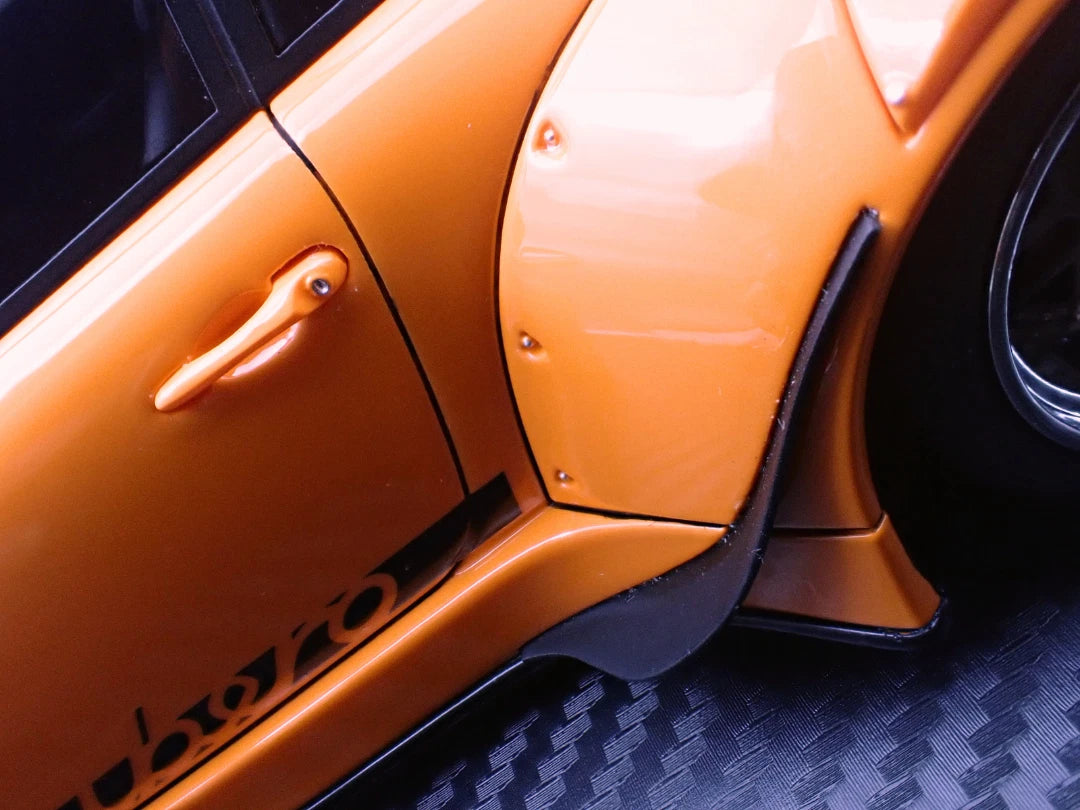 Ignition Model IG4036 1/18 RWB Porsche 993 Orange Metallic - image 2