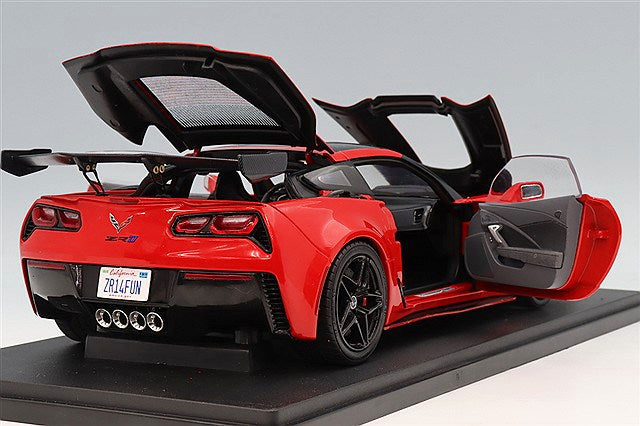 IXO IXO-18RDC243FO 1/18 Chevrolet Corvette C7 ZR1 2019 Red - image 5