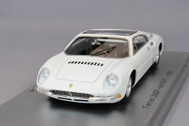 Kess KE43056270 1/43 Ferrari 365P Berlinetta Speciale Three-Seater 1966 White - image 1