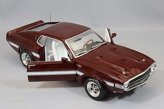 American Muscle KS-AMM1290 1/18 1969 Shelby GT500 Mustang 2+2 Royal Maroon - image 4