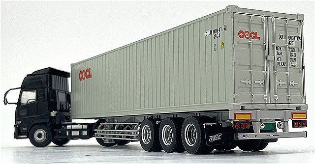 Kyosho KS03939A 1/43 UD Quon GK Nippon Trex Container Semi-Trailer Black/OOCL Container - image 3
