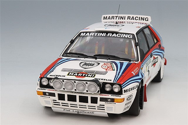 Kyosho KS08348K 1/18 Lancia Delta HF Integrale Evoluzione 1992 Portugal Rally Winner #4 J. Kankkunen/J. Piironen - image 1