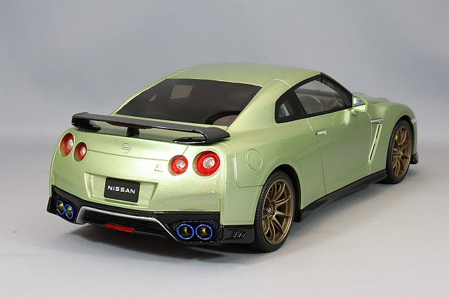 Kyosho KSR18057MJ Samurai 1/18 Nissan GT-R Premium Edition T-Spec Millennium Jade - image 3
