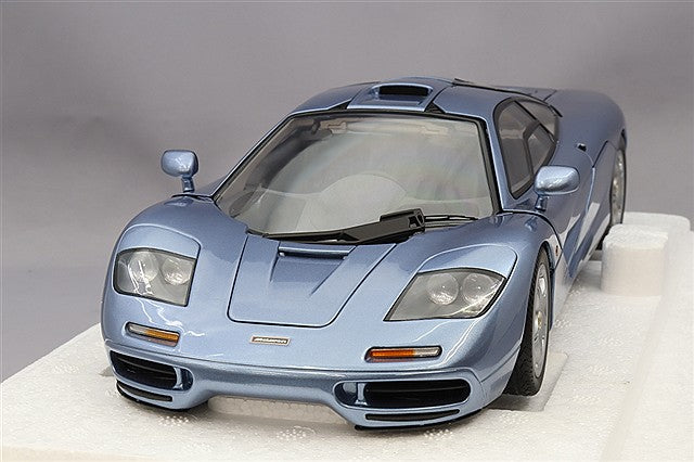 LCD Models LCD18014-BU 1/18 McLaren F1 Blue - image 1