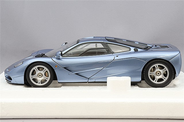 LCD Models LCD18014-BU 1/18 McLaren F1 Blue - image 2