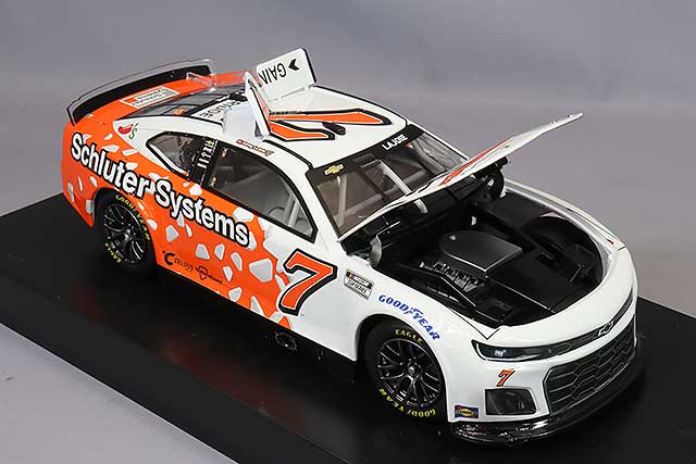 Lionel Racing LR305679 1/24 Chevrolet Camaro ZL1 Schluter System 2024 NASCAR #7 C. LaJoie - image 4